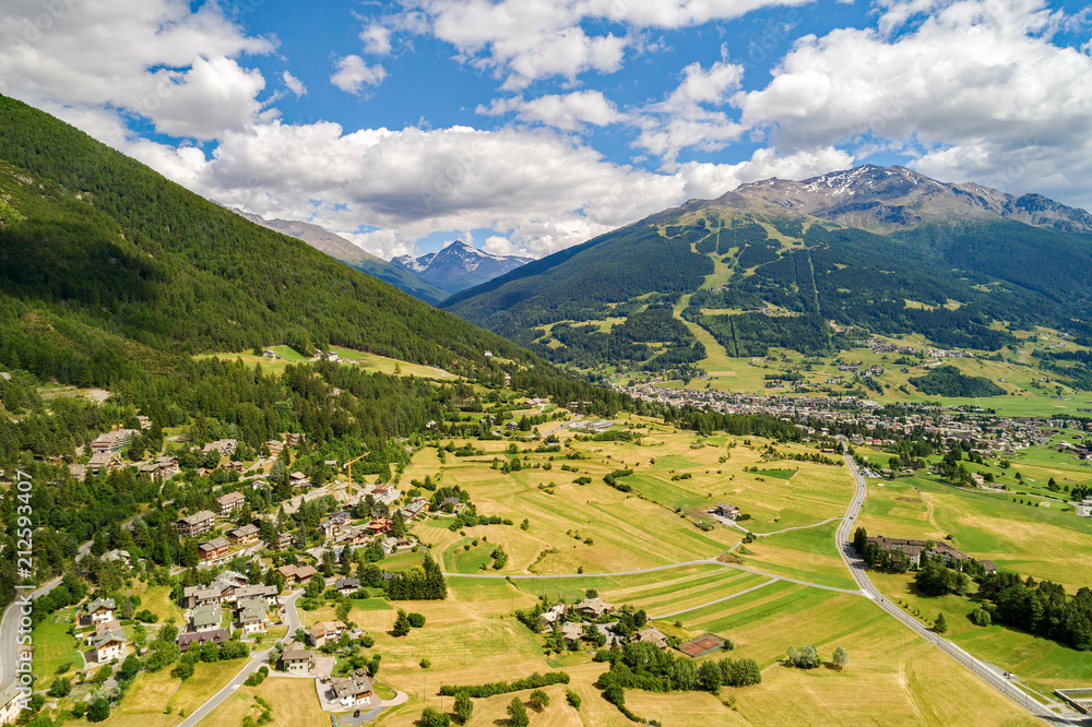 
Bormio - Valtellina (IT) - Vista aerea panoramica 