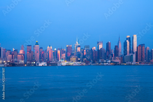 Skyline of midtown Manhattan  New York City  NY  USA