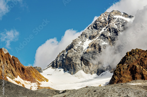 Gran Zebrù (3.851) - Vista dal Rifugio Pizzini photo