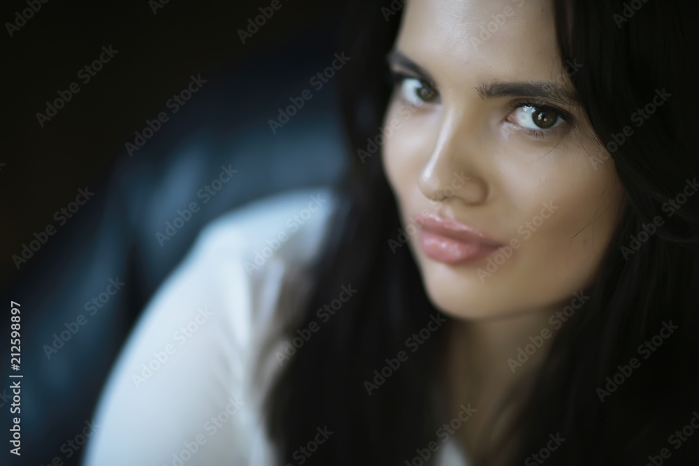 glamorous girl long hair large lips / concept beauty and fashion, young modern girl, bright fashionable appearance style. glamorous girl long hair large lips / concept beauty and fashion, young modern girl, bright fashionable appearance style.