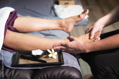 Closeup Foot heel Thai massage in spa