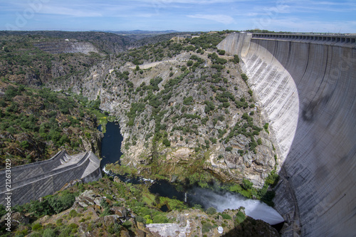 Presa de la Almendra en Salamanca la mas alta de España 