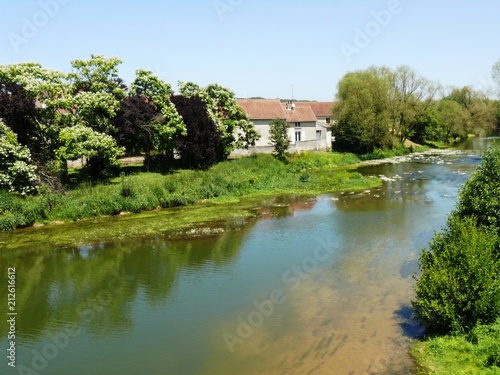Rivière la Meuse à Domrémy la Pucelle. Vosges. France