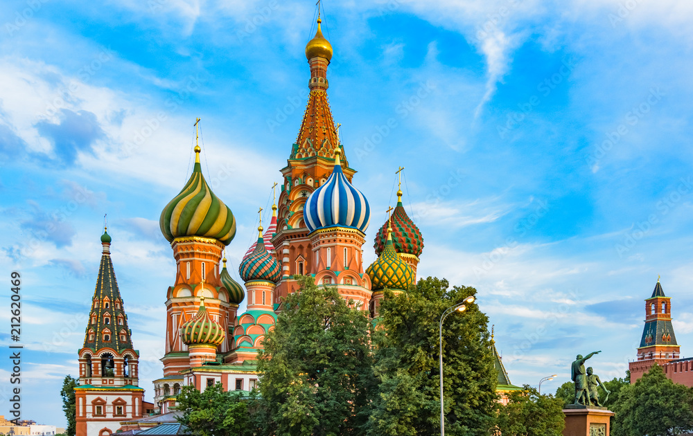 Fototapeta premium Moscow red square temple against the blue sky