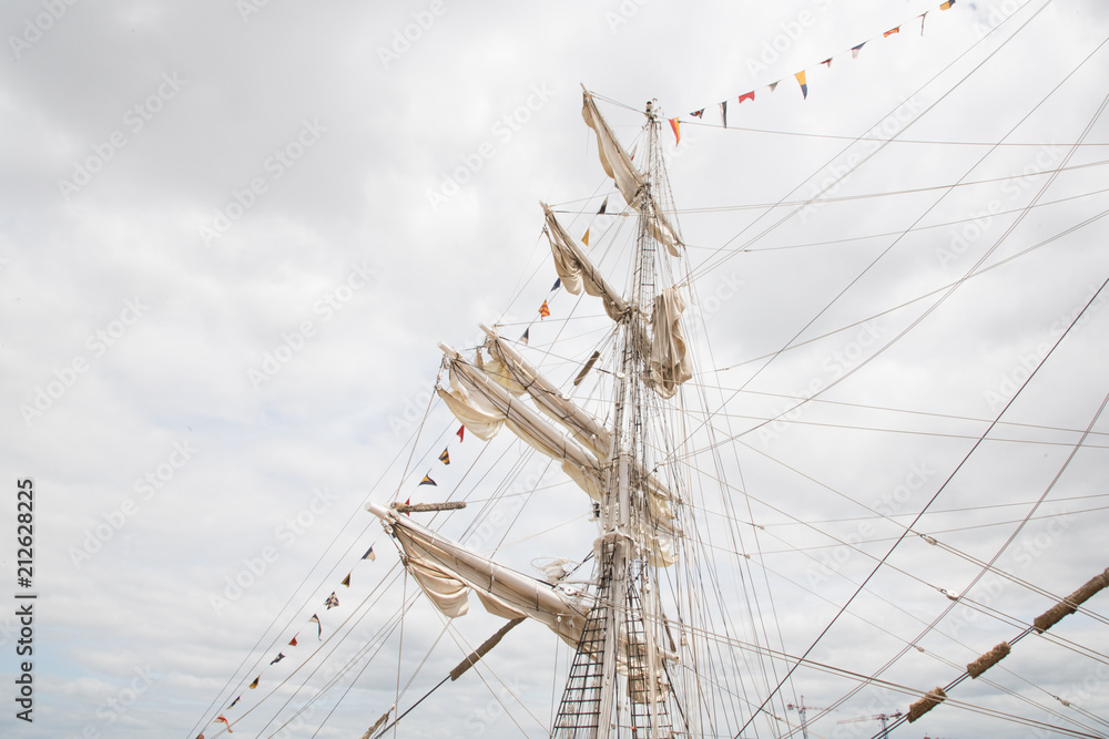 detail of one of the three masts of a sailing vessel