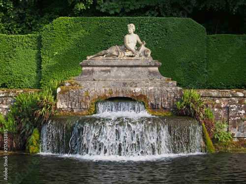 Obraz na plátně La Baigneuse - Château de Courances