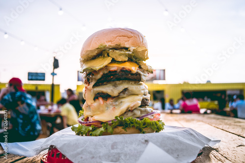 Foto Hamburguesa gigante