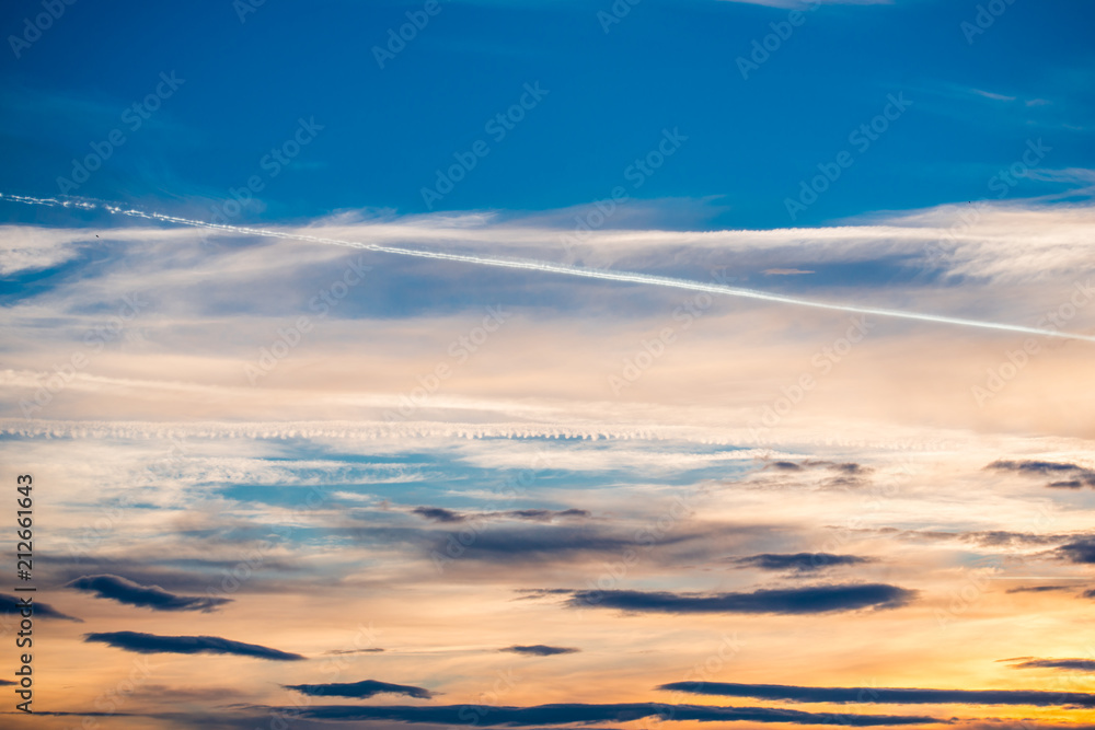 Obraz premium Sunset clouds at the sea