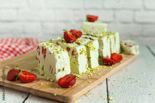 Pistachio ice cream with strawberries