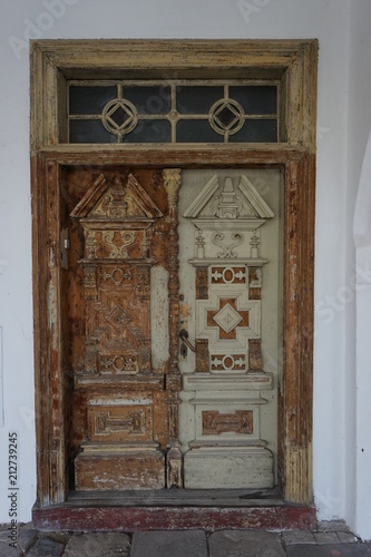 Drzwi w jednej z kamienic w  Nové Město nad Metují	