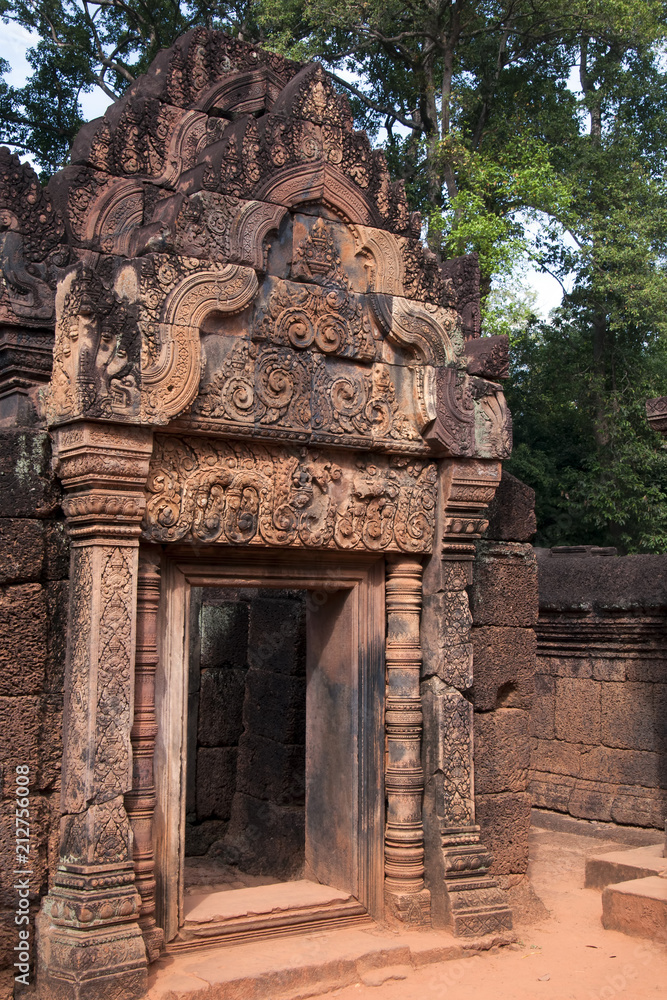 Angkor Cambodia, entrance way or gopura to the 10th century Banteay Srei temple
