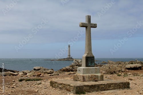 le phare du cap de la Hague et la croix du vendémiaire à Goury ,Auderville dans le Cotentin,Manche,Normandie