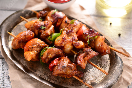 Foto Skewers with meat and vegetables