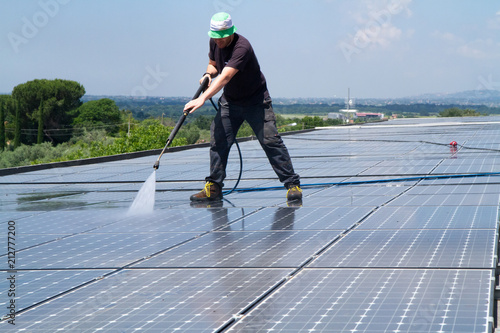 washing and cleaning photovoltaic panels