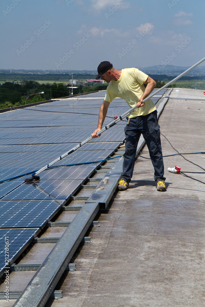 washing and cleaning photovoltaic panels