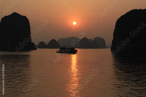 barco halong