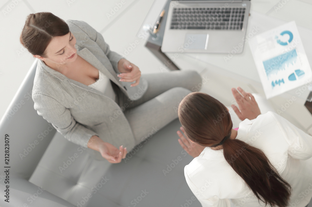 Fototapeta premium Bank staff are discussing financial documents