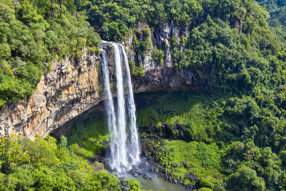 Cachoeira do Caracol / Caracol Falls