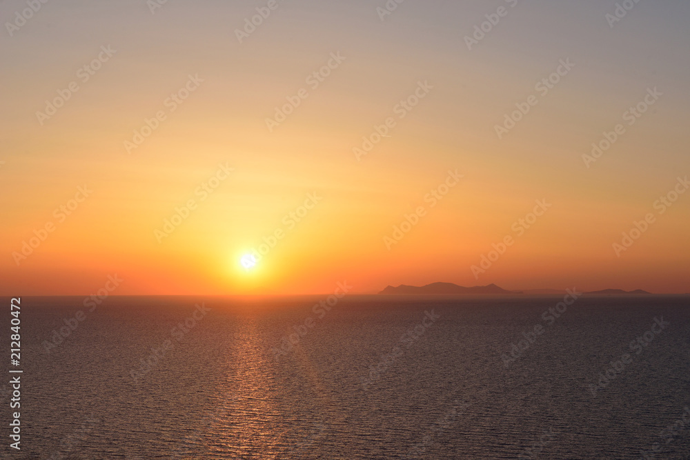 サントリーニ島の夕陽