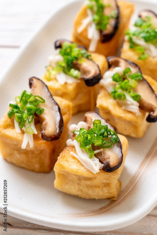 Grilled Tofu with Shitake Mushroom and Golden Needle Mushroom