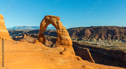 Scenery at Delicate Arch, Arches National Park, Utah, on a bright sunny day