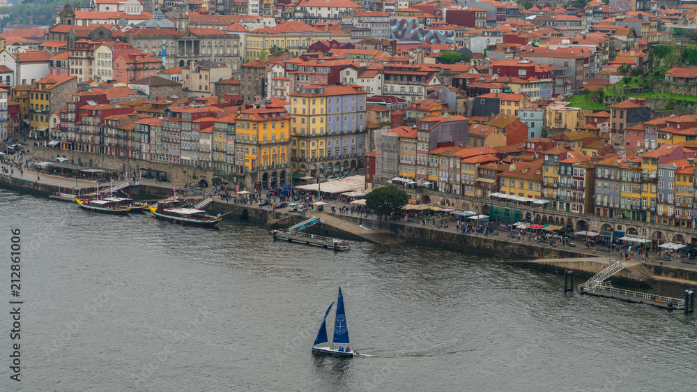 Obraz premium Panoramic view of Old Porto Oporto city and Ribeira over Douro river from Vila Nova de Gaia, Portugal