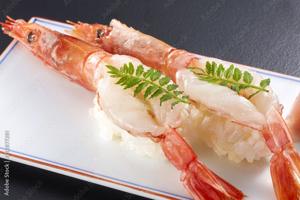 有頭生海老の握り寿司 Raw Shrimp Stock Photo Adobe Stock