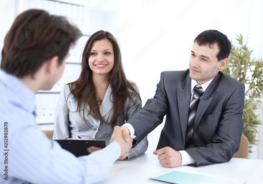 handshake business partners in the workplace handshake business partners in the workplace