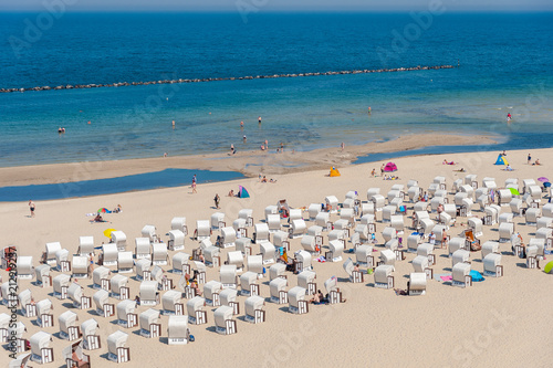 Strand und Strandkörbe in Sellin auf der Insel Rügen © Jürgen Wackenhut