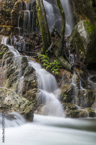 Obraz na płótnie cascata w salonie