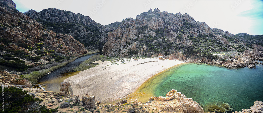 costa paradiso
