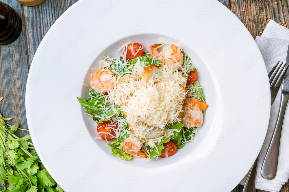 salad caesar with shrimps salad caesar with shrimps