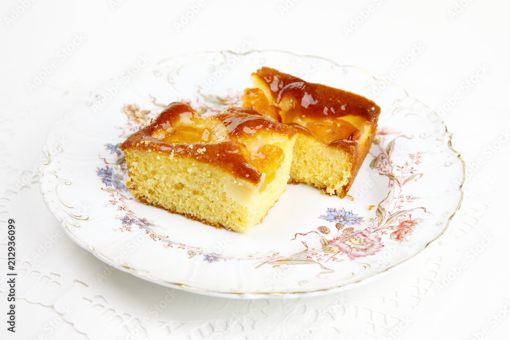 Omas Marillen-Kuchen