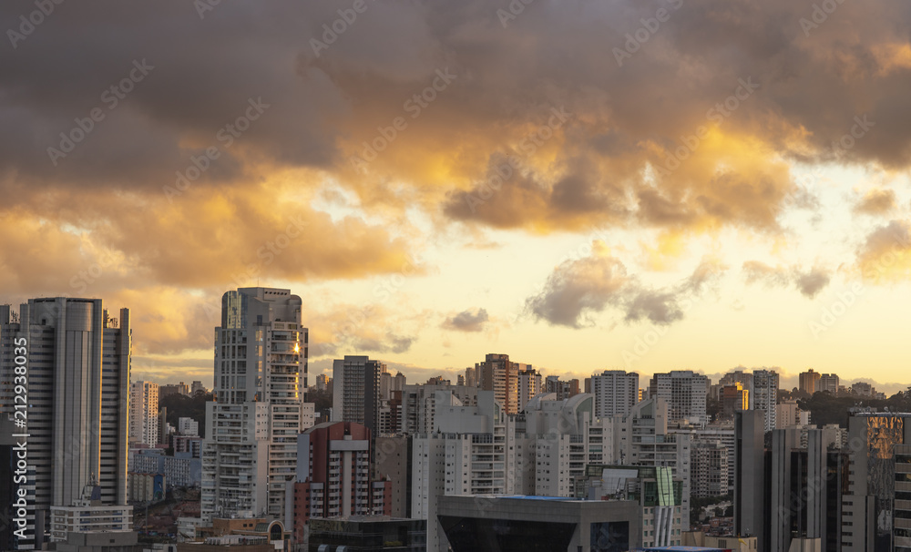 Obraz premium Large buildings in the big city and a beautiful sunset, Brazil South America, MORE OPTIONS IN MY PORTFOLIO 