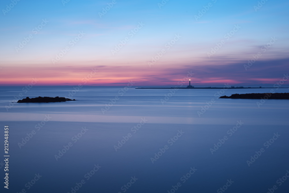 Naklejka premium Peaceful sunset