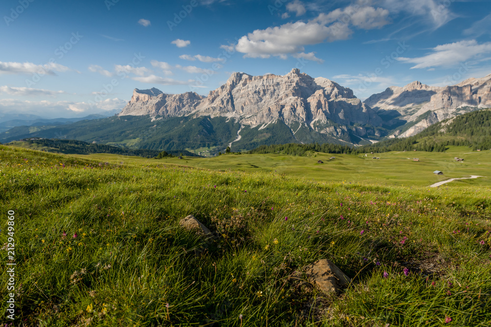 Fototapeta premium Panorama in den Dolomiten
