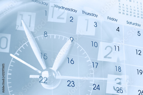 Wallpaper Mural Clock and calendar Torontodigital.ca