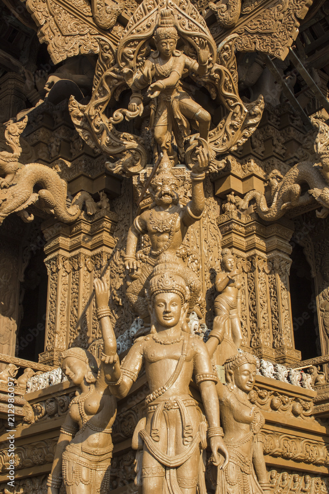 Temple of Thailand, Sanctuary of Truth, (Prasat Sut Ja-Tum) Temple of Thailand, Sanctuary of Truth, (Prasat Sut Ja-Tum)