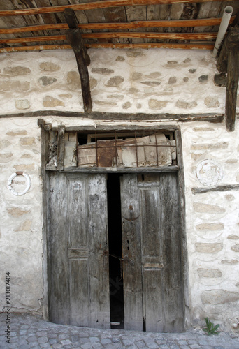 Old  Door in Turkey © Kybele