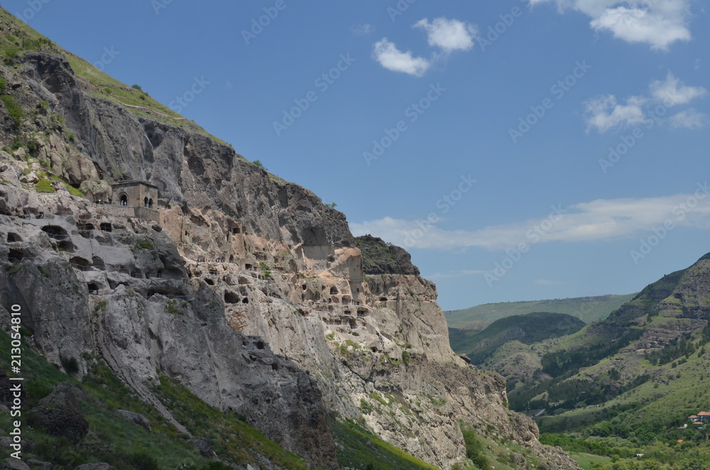 Город в скалах