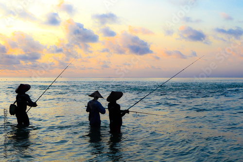 Pêcheur en Asie