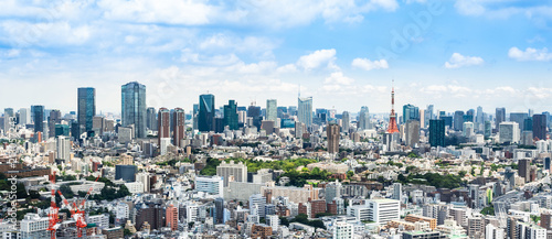 東京　青空と都市風景