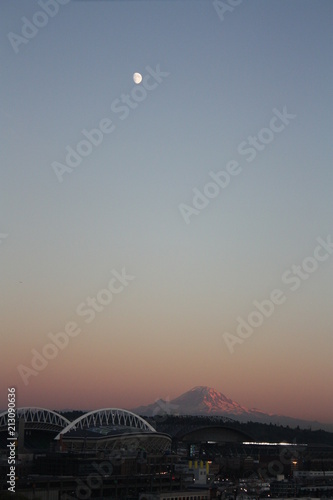 Sunset in Seattle of Mount Rainier 
