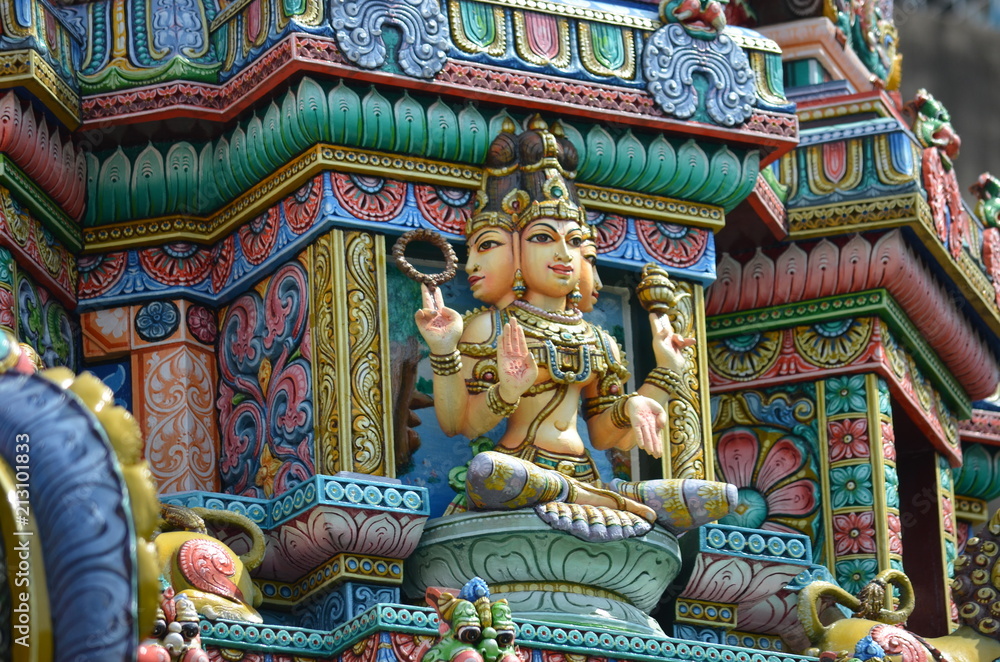 Fototapeta premium color temple Sri Mariamman thailand bangkok hinduism religion india sculpture gods