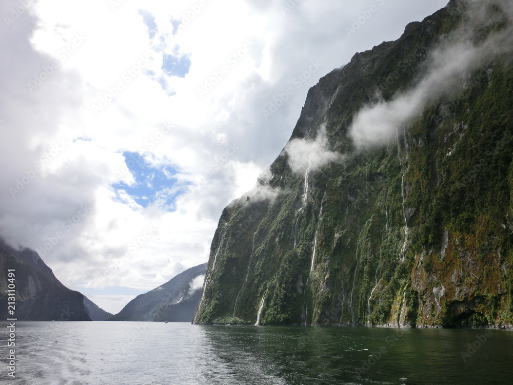 Milford SOund , New Zealand