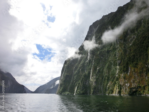 Obraz na płótnie Milford SOund , New Zealand w salonie