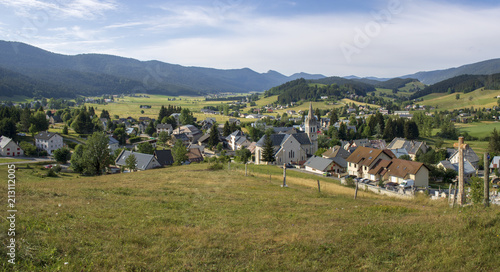 Village de Méaudre dans le Vercors, Isère, France