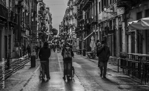 Regentage in Palermo auf Sizilien im Frühjahr in Italien