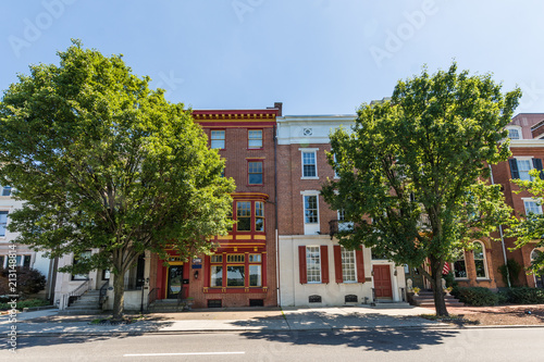 Tableau sur toile Historic Building Surrounding the Pennsylvania State Capitol in Harrisburg, Penn
