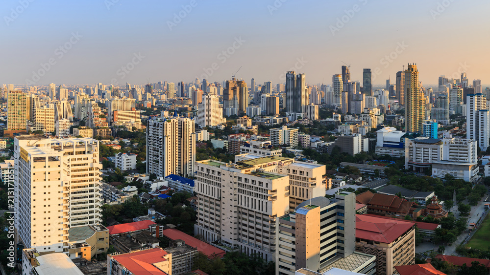 Naklejka premium Bangkok city in the evening.